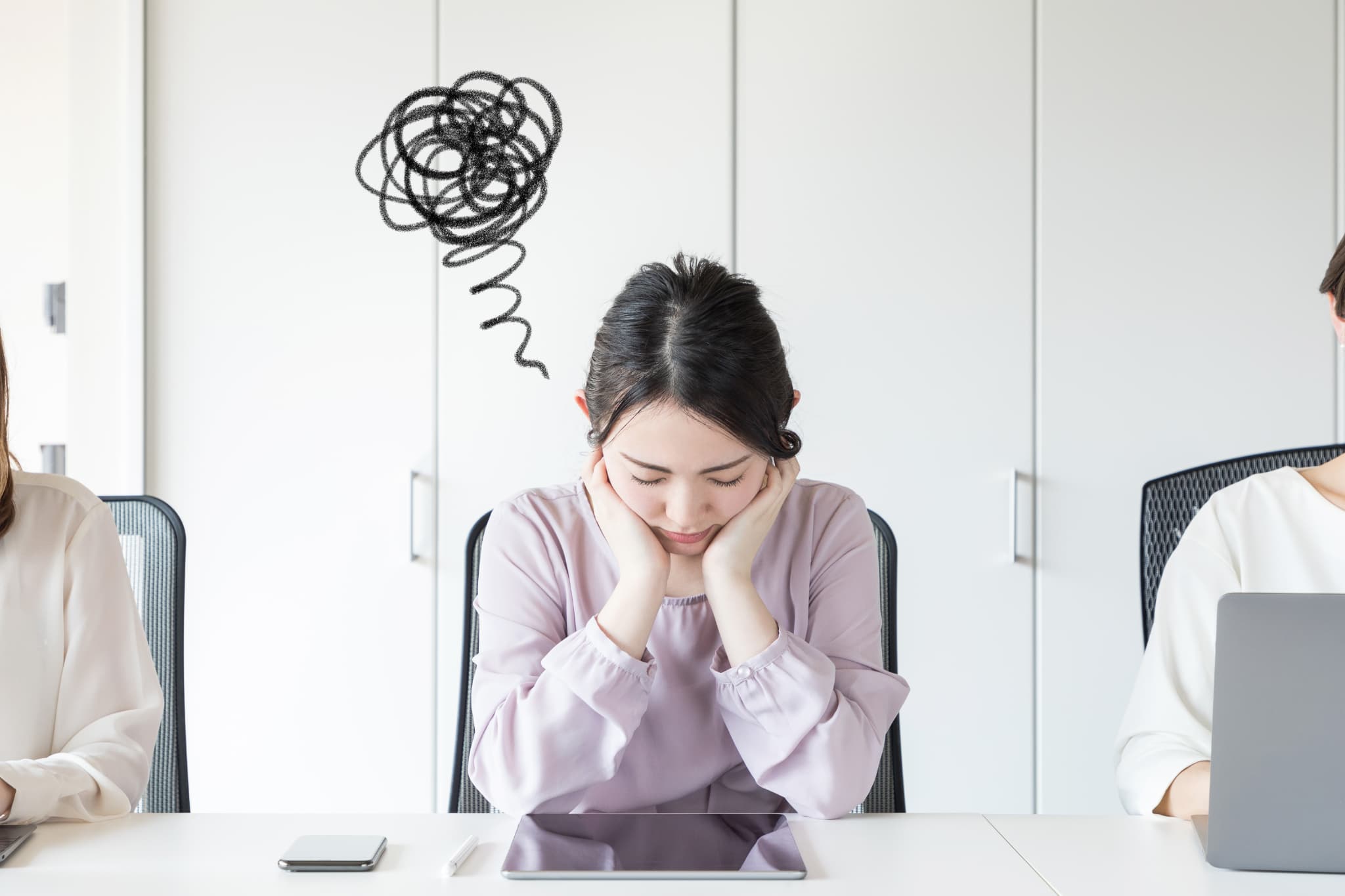 ストレスを抱えている女性